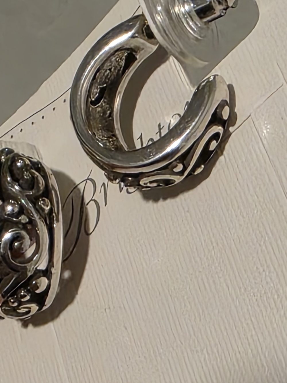 Brighton Silver LOVE AFFAIR Swirl Small Hoop Post Earrings New rv$52 - Picture 6 of 6